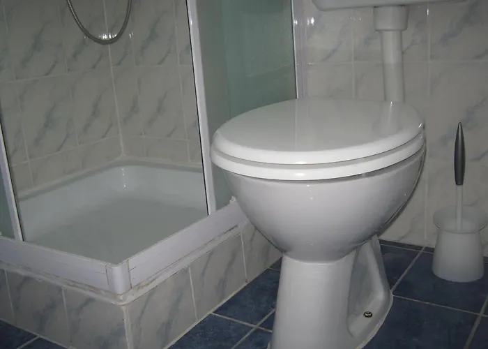 Linna ゲストハウス 3*