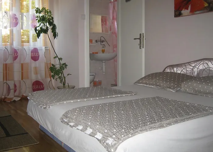 Linna ゲストハウス 3*