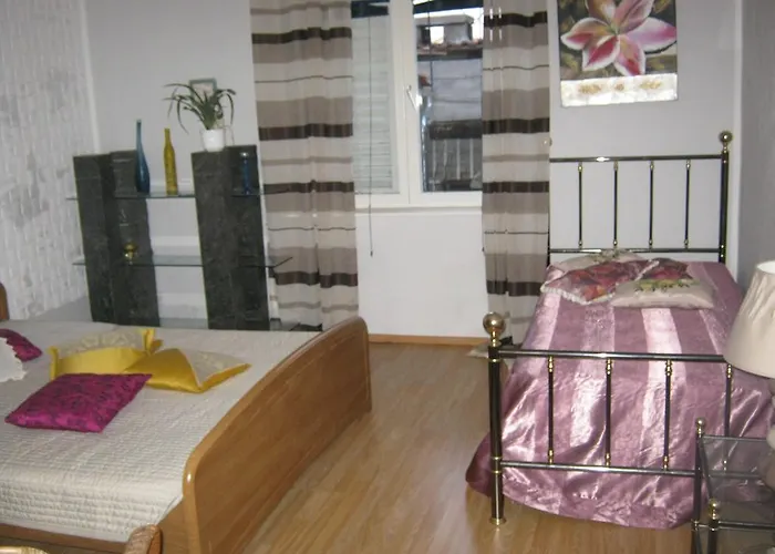 Linna ゲストハウス 3*